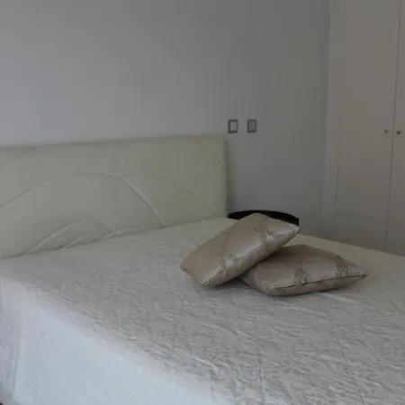 Arriba Beach & Country تشارنكه