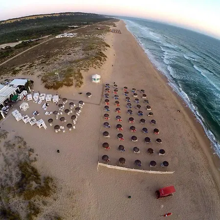 Arriba Beach & Country